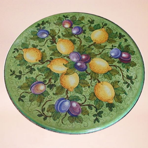 CE0016 T - CLASSIC - In the photo: 60 cm. diameter table<BR><BR>Ceramic table, 4-5 cm thick. Suitable for inside and outside, resistant to a temperature range of 0 to 500 °C.