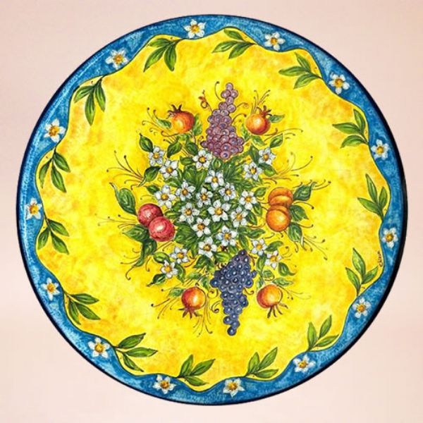 CE0051 T - CLASSICO - In the photo: 70 cm. diameter table<BR><BR>Ceramic table, 4-5 cm thick. Suitable for inside and outside, resistant to a temperature range of 0 to 500 °C.