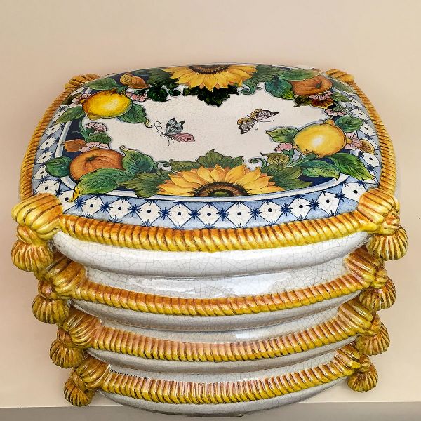 SEAT IN THE SHAPE OF CUSHION WITH SUNFLOWERS AND LEMONS