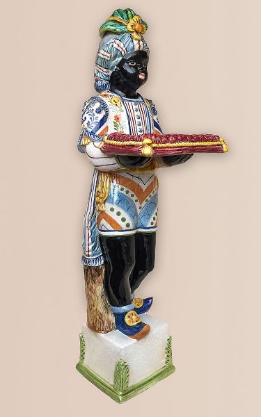 STATUE OF MOOR (man)