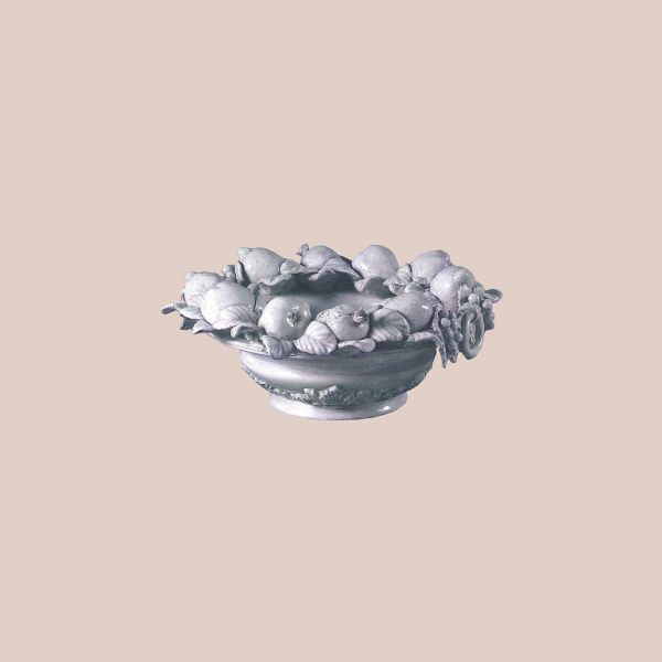 ROUND WHITE CENTERPIECE WITH FRUIT
