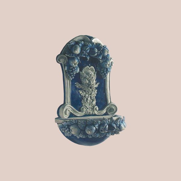 WALL FOUNTAIN WITH MYTHOLOGICAL HEAD AND FRUIT