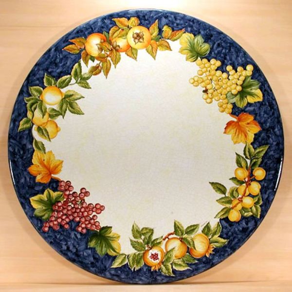 LEO008 T  - TOP - In the photo: 100 cm. diameter table<BR><BR>Volcanic stone, 3 cm thick. Suitable for inside and outside, resistant to a temperature range of -60 to 1000 °C.
