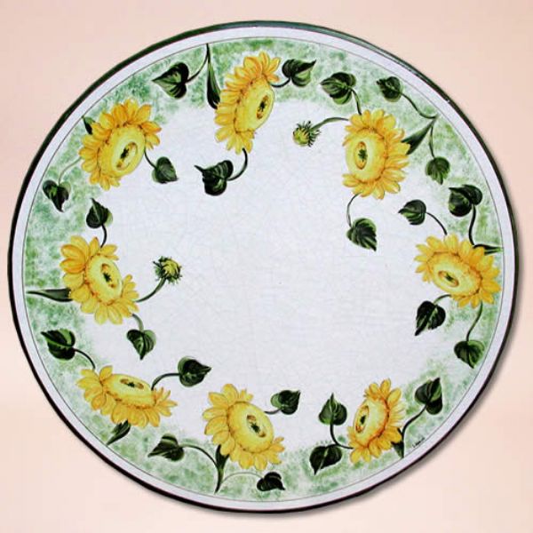 LEO016 T  - TOP - In the photo: 100 cm. diameter table<BR><BR>Volcanic stone, 3 cm thick. Suitable for inside and outside, resistant to a temperature range of -60 to 1000 °C.