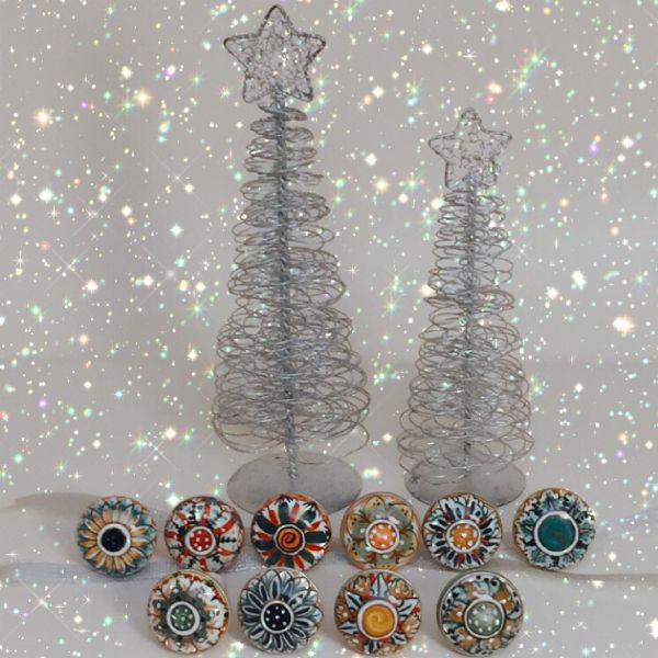 PRO 0009 - This selection is composed of: 10 bottle corks - mixed designs