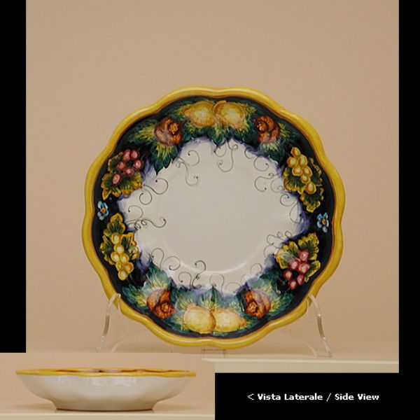 UL214B 25E - Scallop-shaped plate cm 25