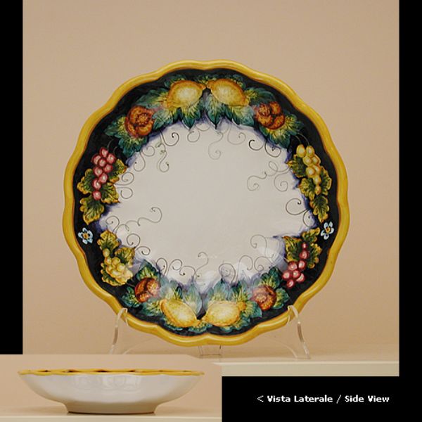 UL214C 30E - Scallop-shaped plate cm 30